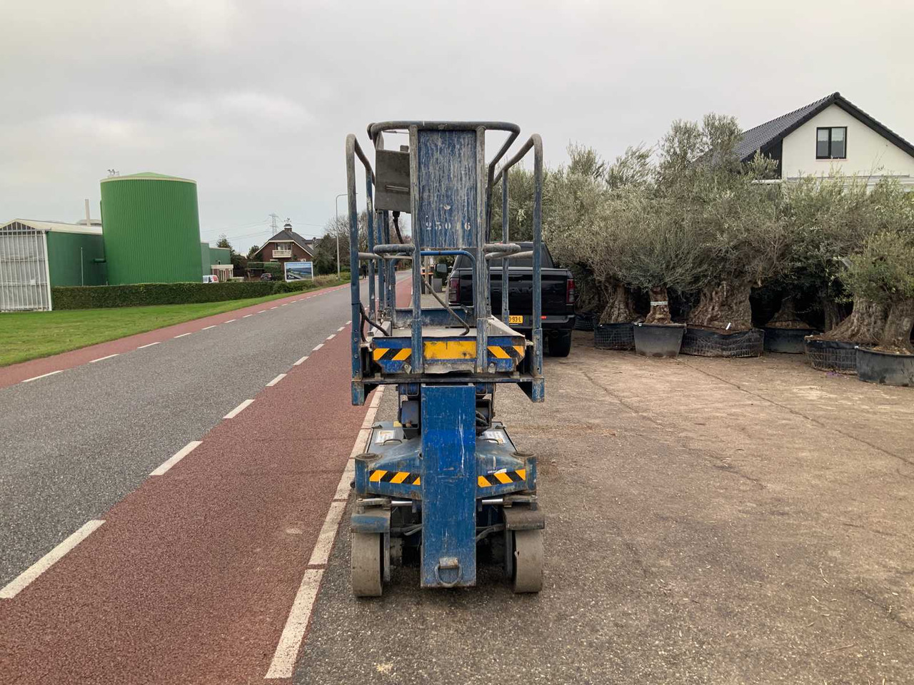 2000 UPRIGHT SL20 AERIAL WORK PLATFORM - Aerial platform: picture 3 2000 UPRIGHT SL20 AERIAL WORK PLATFORM - Aerial platform: picture 3