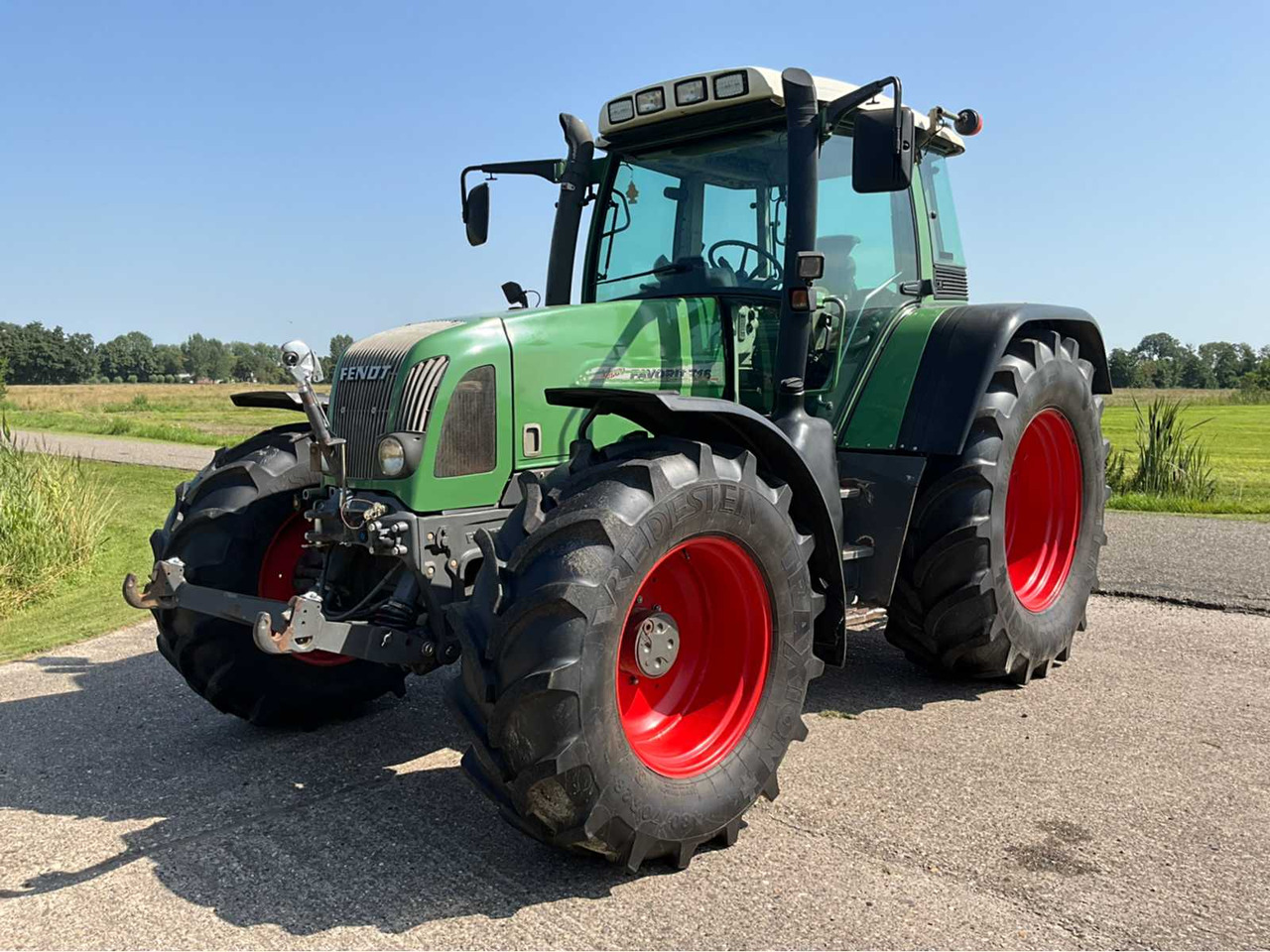 2001 FENDT FAVORIT 716 VARIO ALL-WHEEL DRIVE FARM TRACTOR - Farm tractor: picture 2 2001 FENDT FAVORIT 716 VARIO ALL-WHEEL DRIVE FARM TRACTOR - Farm tractor: picture 2