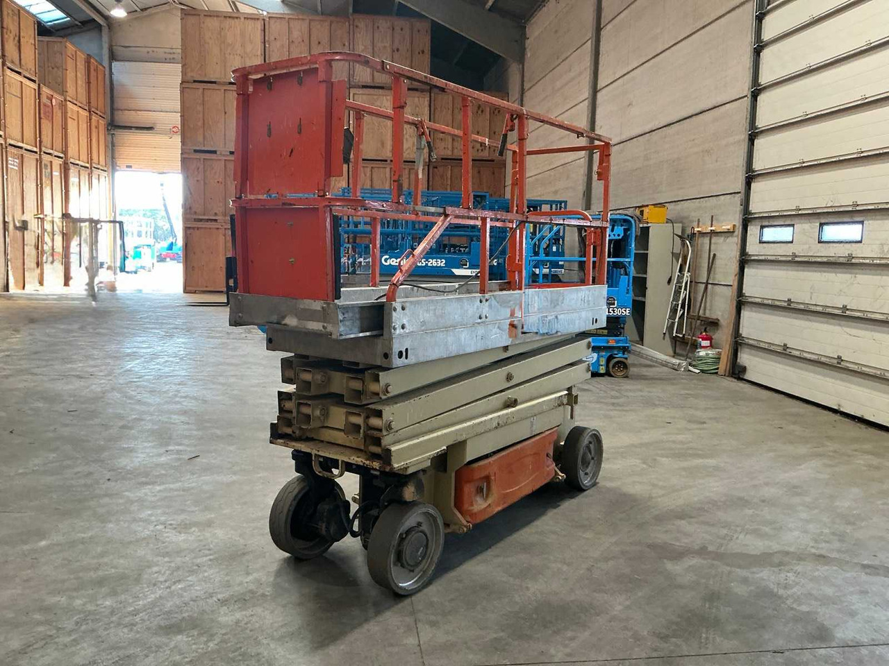 2006 JLG 2030ES SCISSOR LIFT - Aerial platform: picture 1 2006 JLG 2030ES SCISSOR LIFT - Aerial platform: picture 1