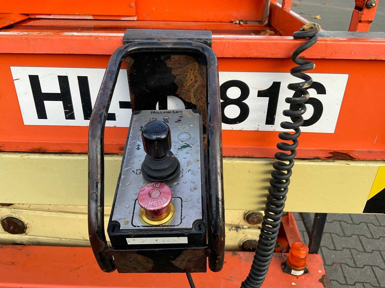 Aerial platform 2013 HOLLAND LIFT HL-11816 AERIAL PLATFORM: picture 10 Aerial platform 2013 HOLLAND LIFT HL-11816 AERIAL PLATFORM: picture 10