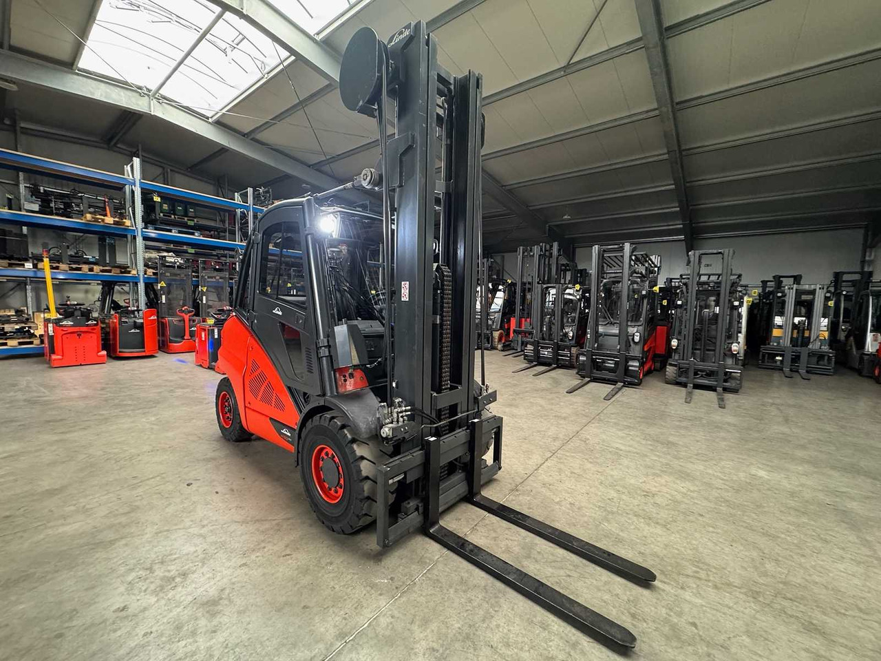 2015 LINDE H50D 5,000KG TRIPLEX 666CM 3+4TH VALVE DIESEL FORKLIFT FORKLIFT 15,862 HOURS. - Forklift: picture 5 2015 LINDE H50D 5,000KG TRIPLEX 666CM 3+4TH VALVE DIESEL FORKLIFT FORKLIFT 15,862 HOURS. - Forklift: picture 5