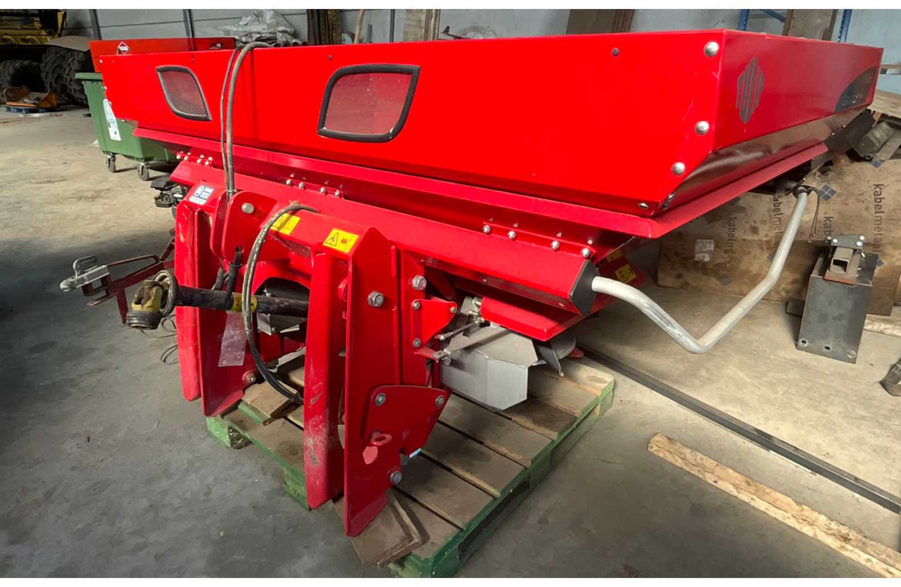 2015 Tulip Centerliner SX 31 Fertilizer Distributor - Fertilizer spreader: picture 1 2015 Tulip Centerliner SX 31 Fertilizer Distributor - Fertilizer spreader: picture 1