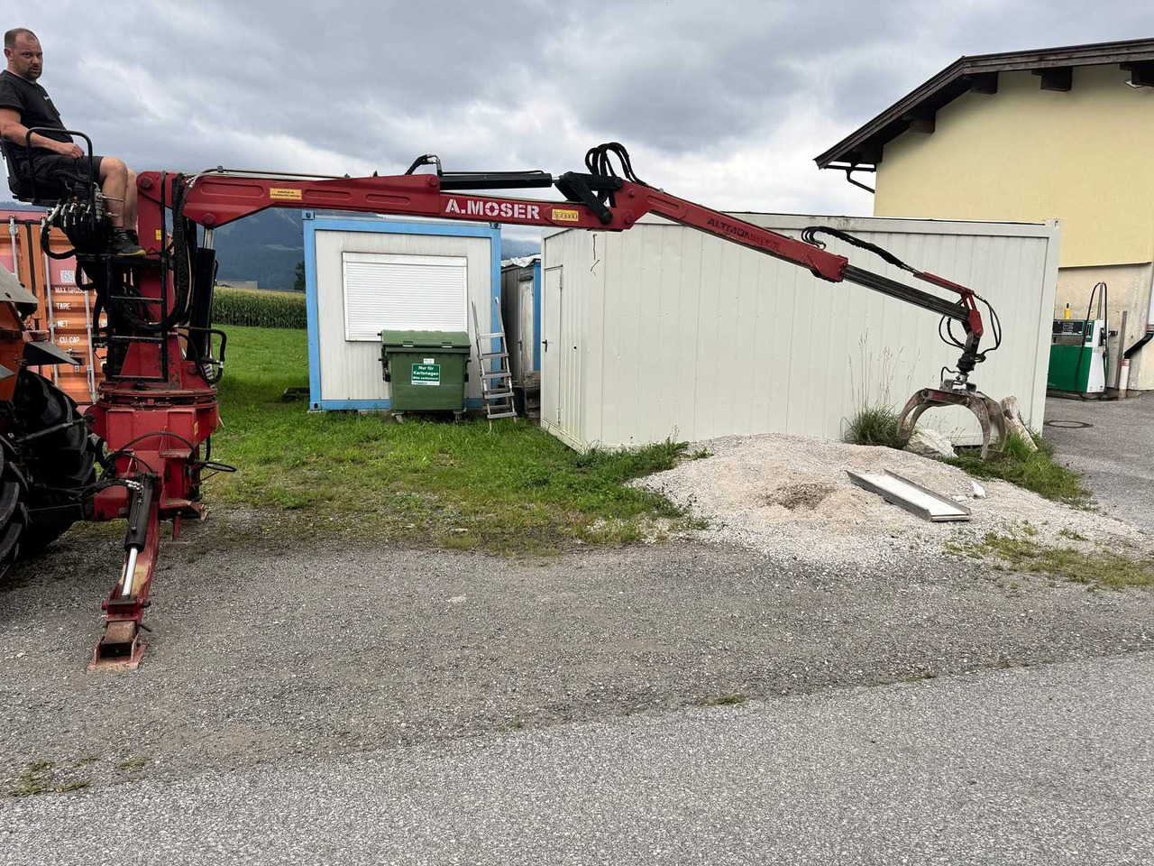 A. Moser MKD-6,5 - Front loader for tractor: picture 2 A. Moser MKD-6,5 - Front loader for tractor: picture 2