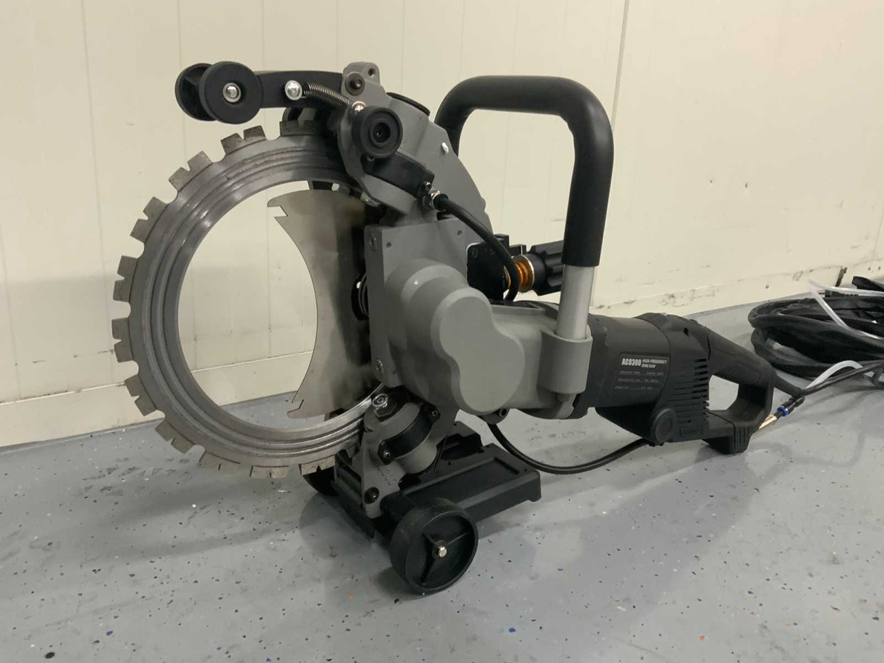 AC8300 - Concrete equipment: picture 4 AC8300 - Concrete equipment: picture 4
