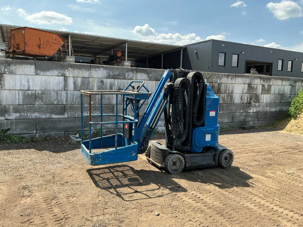 ATN PIAF1000R - Aerial platform: picture 1 ATN PIAF1000R - Aerial platform: picture 1