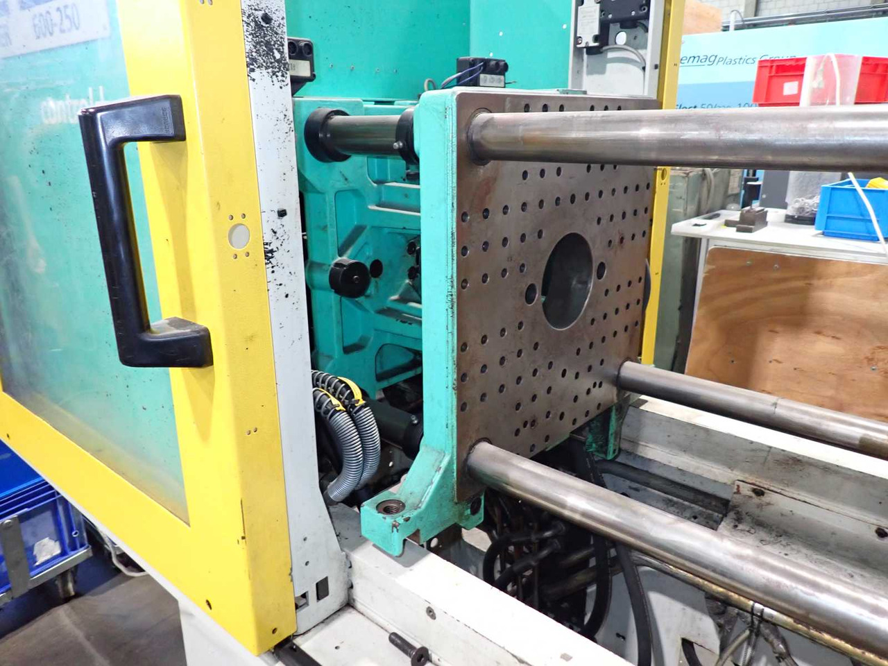 Arburg 320 C 600-250 - Agricultural machinery: picture 3 Arburg 320 C 600-250 - Agricultural machinery: picture 3