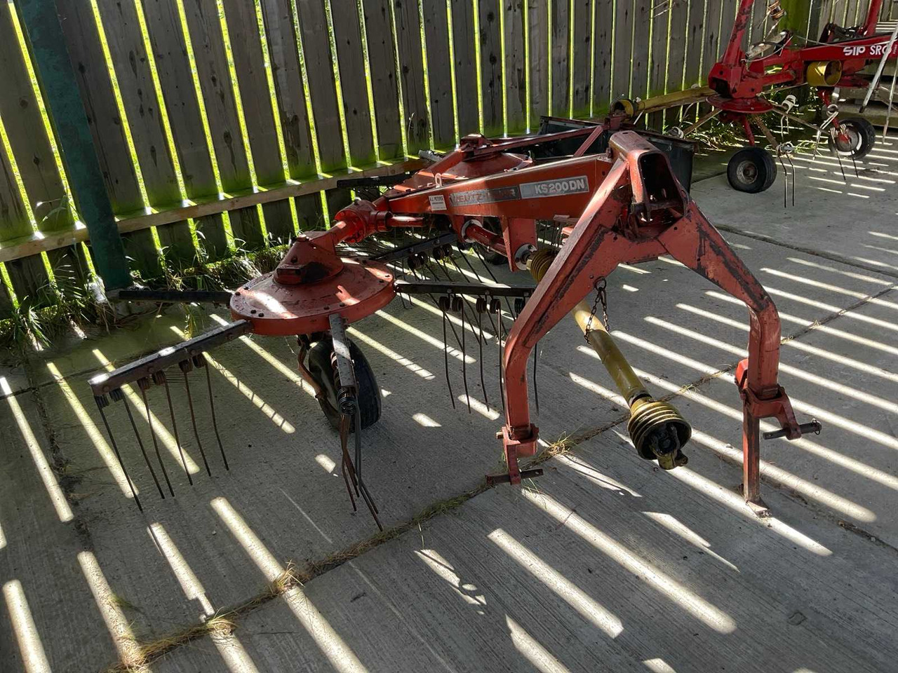 Deutz-Fahr KS 200 DN - Agricultural machinery: picture 3 Deutz-Fahr KS 200 DN - Agricultural machinery: picture 3
