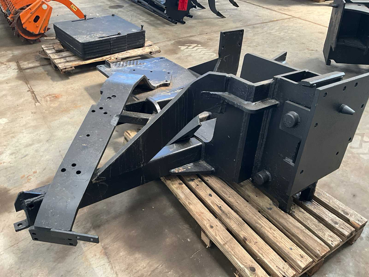Herder Substructure Frame for John Deere 7010 series - Agricultural machinery: picture 4 Herder Substructure Frame for John Deere 7010 series - Agricultural machinery: picture 4