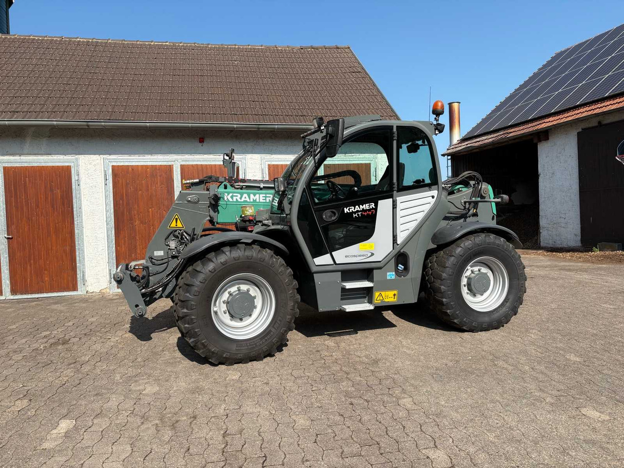 Kramer KT447 - Agricultural machinery: picture 1 Kramer KT447 - Agricultural machinery: picture 1