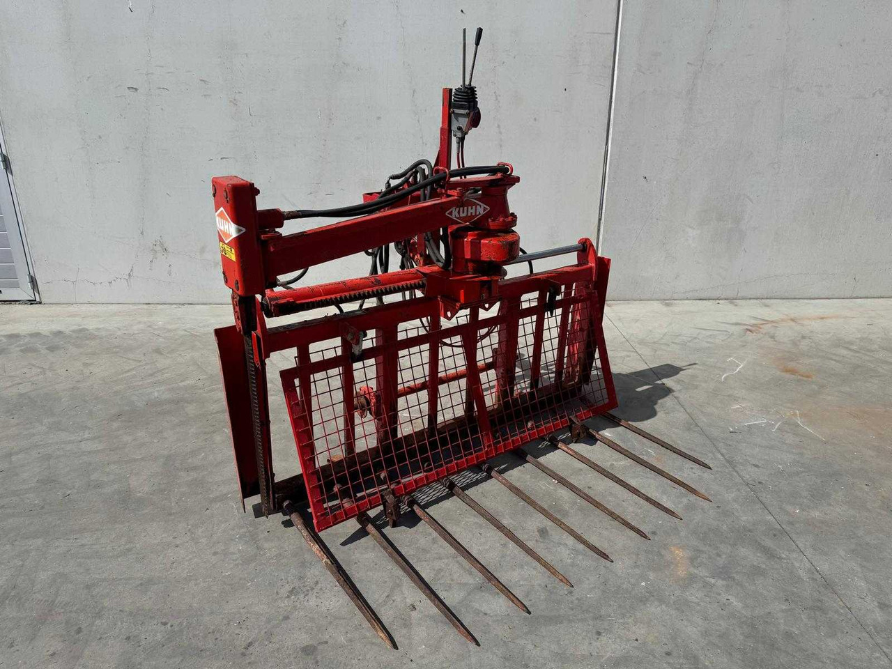 Kuhn B 1201 - Agricultural machinery: picture 2 Kuhn B 1201 - Agricultural machinery: picture 2