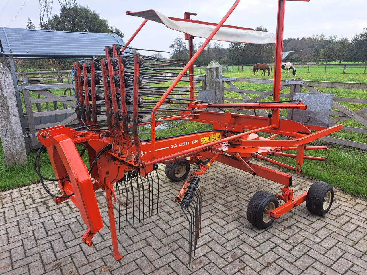 Kuhn GA 4511 - Agricultural machinery: picture 1 Kuhn GA 4511 - Agricultural machinery: picture 1
