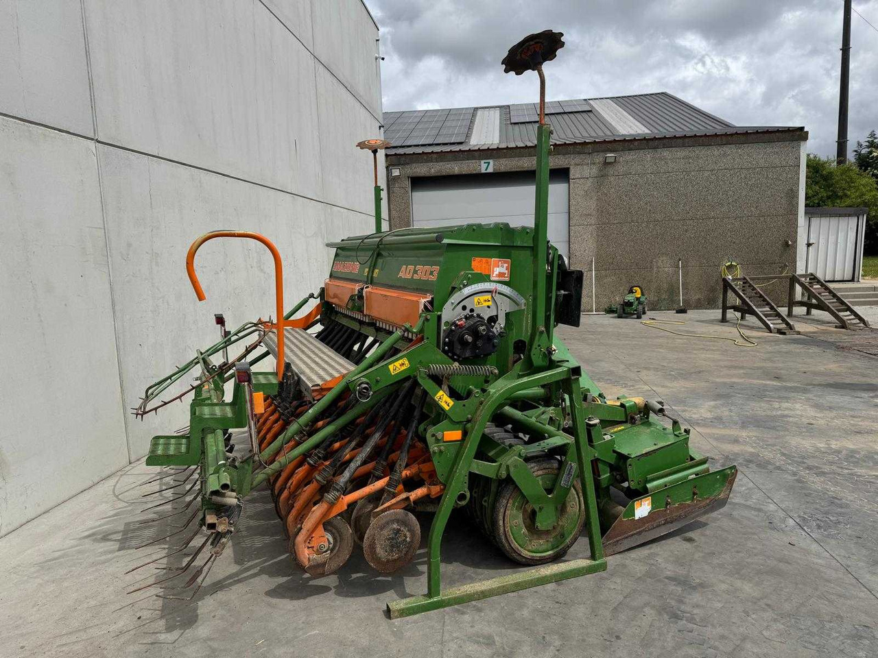 Amazone KE303-AD303 - Precision sowing machine: picture 5 Amazone KE303-AD303 - Precision sowing machine: picture 5