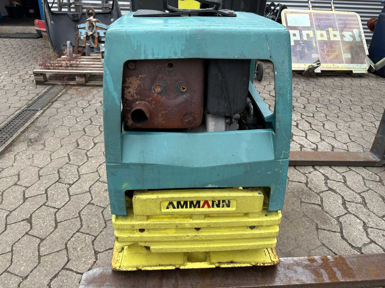 Ammann APH 6530 - Vibratory plate: picture 3 Ammann APH 6530 - Vibratory plate: picture 3