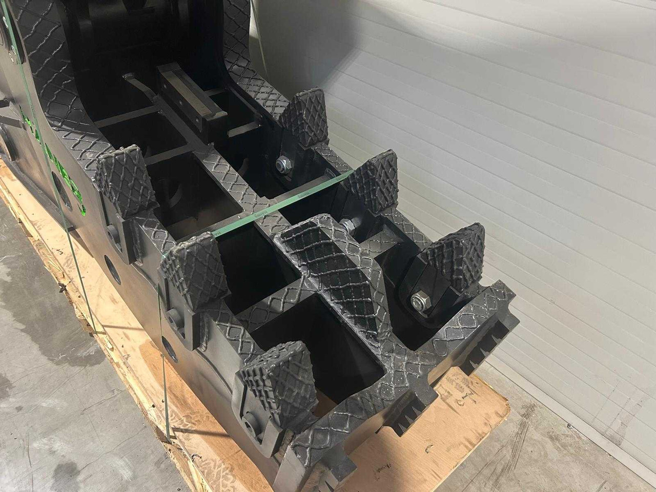 Häner HPX 4000 - Attachment for Construction machinery: picture 4 Häner HPX 4000 - Attachment for Construction machinery: picture 4