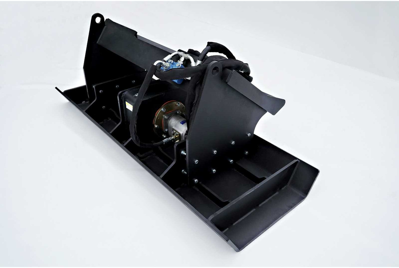 Rhino-cross Plate compactor trilplaat - Attachment for Construction machinery: picture 3 Rhino-cross Plate compactor trilplaat - Attachment for Construction machinery: picture 3