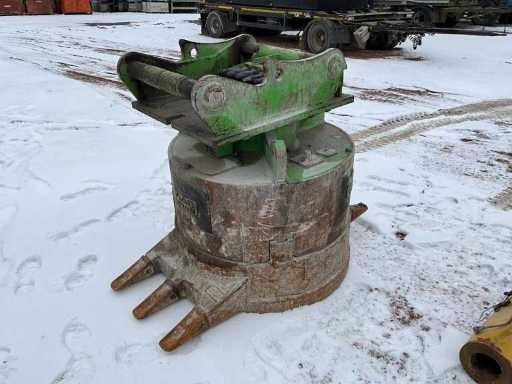 Zanetti ZMH-TH 105/9 ECOMAG - Attachment for Excavator: picture 3 Zanetti ZMH-TH 105/9 ECOMAG - Attachment for Excavator: picture 3