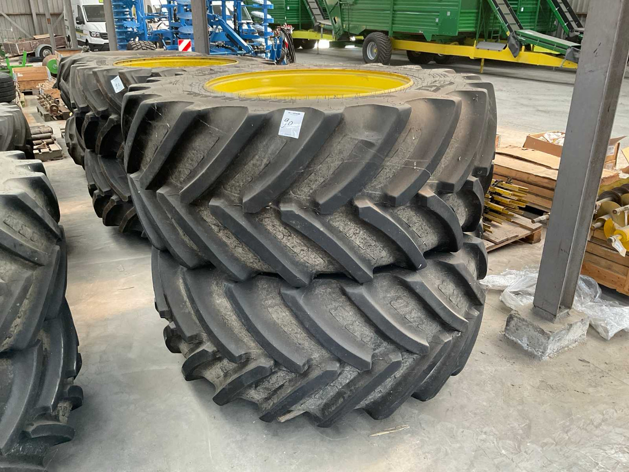 BKT V-Flecto - Wheels and tires for Farm tractor: picture 1 BKT V-Flecto - Wheels and tires for Farm tractor: picture 1