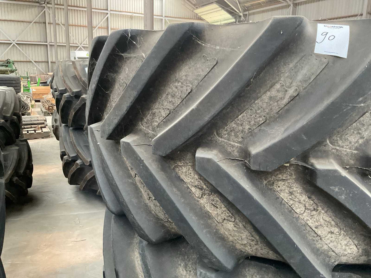 BKT V-Flecto - Wheels and tires for Farm tractor: picture 2 BKT V-Flecto - Wheels and tires for Farm tractor: picture 2