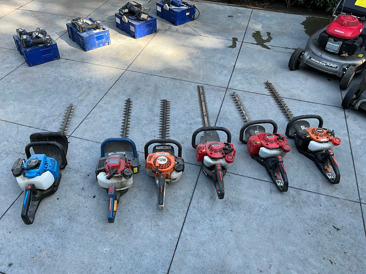 Batch of hedge trimmers - Garden equipment: picture 1 Batch of hedge trimmers - Garden equipment: picture 1