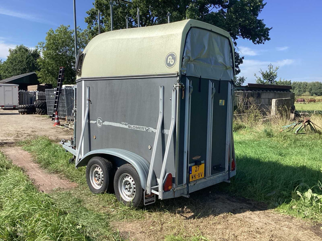 Blomert Singapore - Livestock trailer: picture 4 Blomert Singapore - Livestock trailer: picture 4