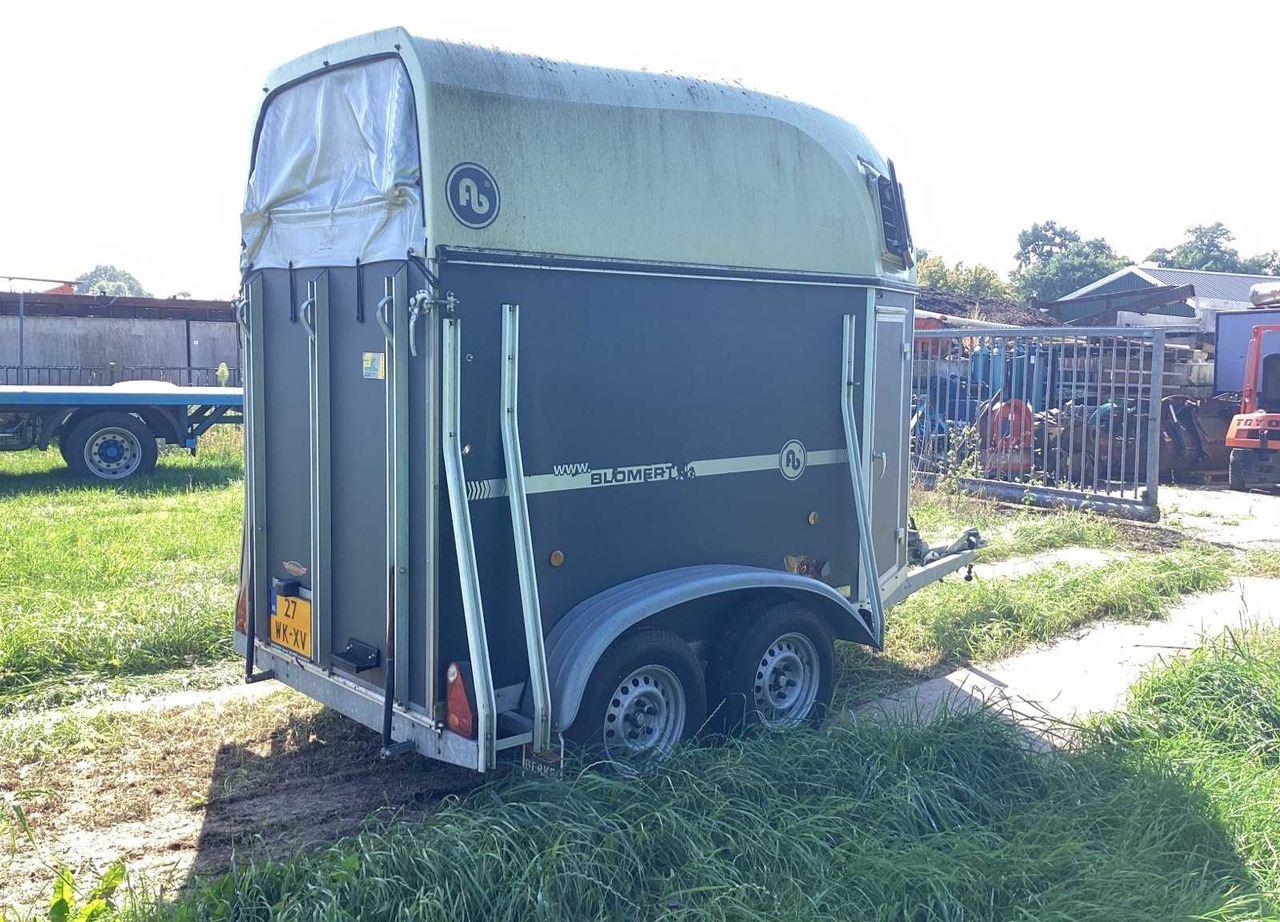 Blomert Singapore - Livestock trailer: picture 3 Blomert Singapore - Livestock trailer: picture 3