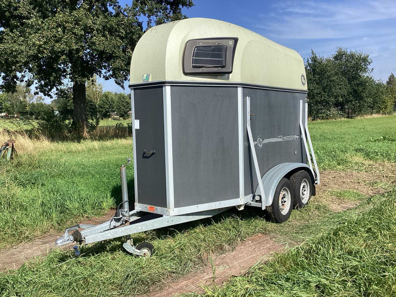 Blomert Singapore - Livestock trailer: picture 1 Blomert Singapore - Livestock trailer: picture 1