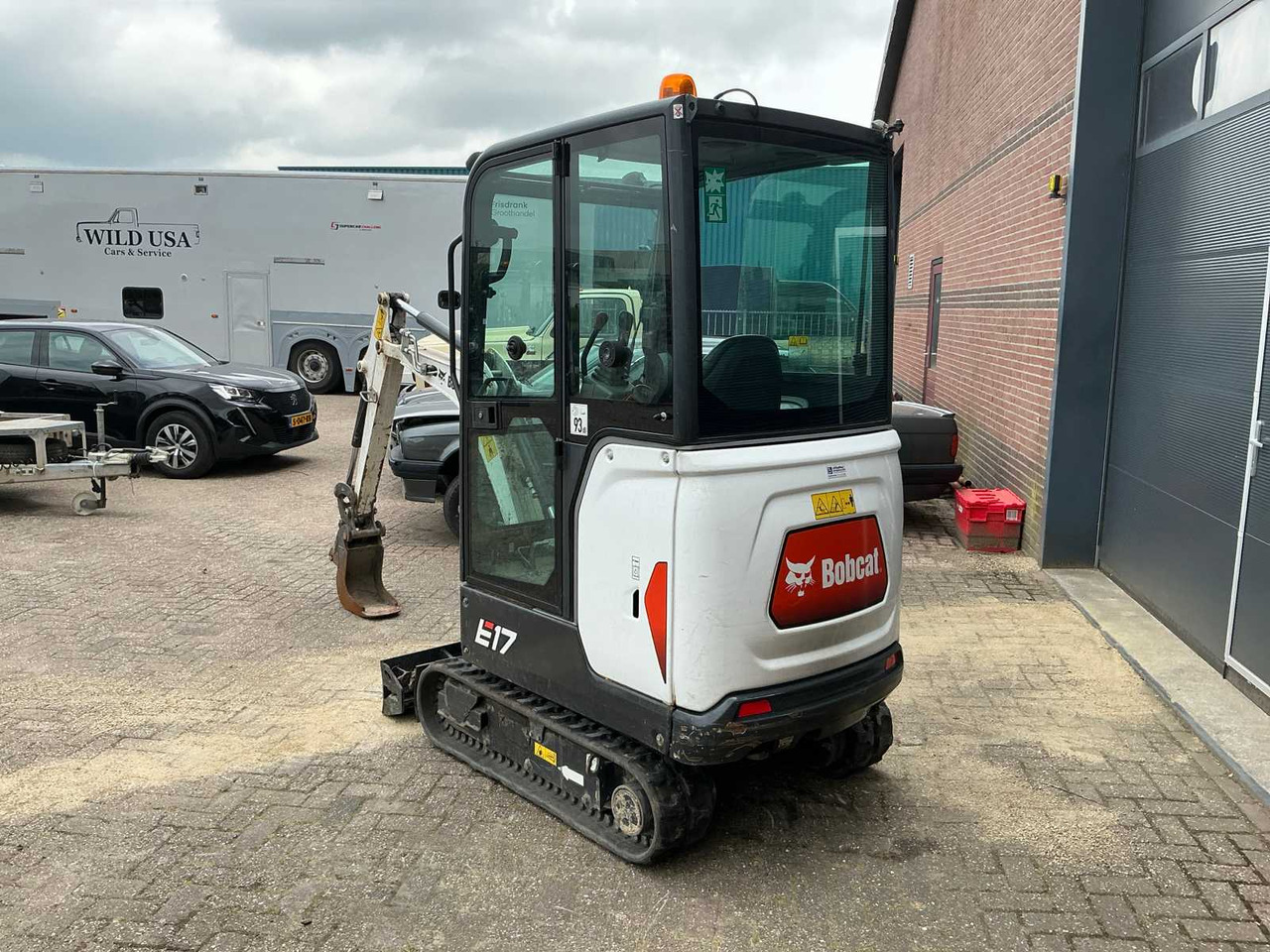 Bobcat E17 - Mini excavator: picture 5 Bobcat E17 - Mini excavator: picture 5