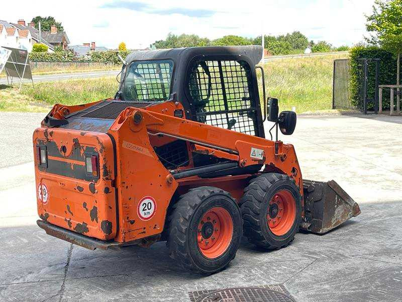 Bobcat S450 - Skid steer loader: picture 4 Bobcat S450 - Skid steer loader: picture 4