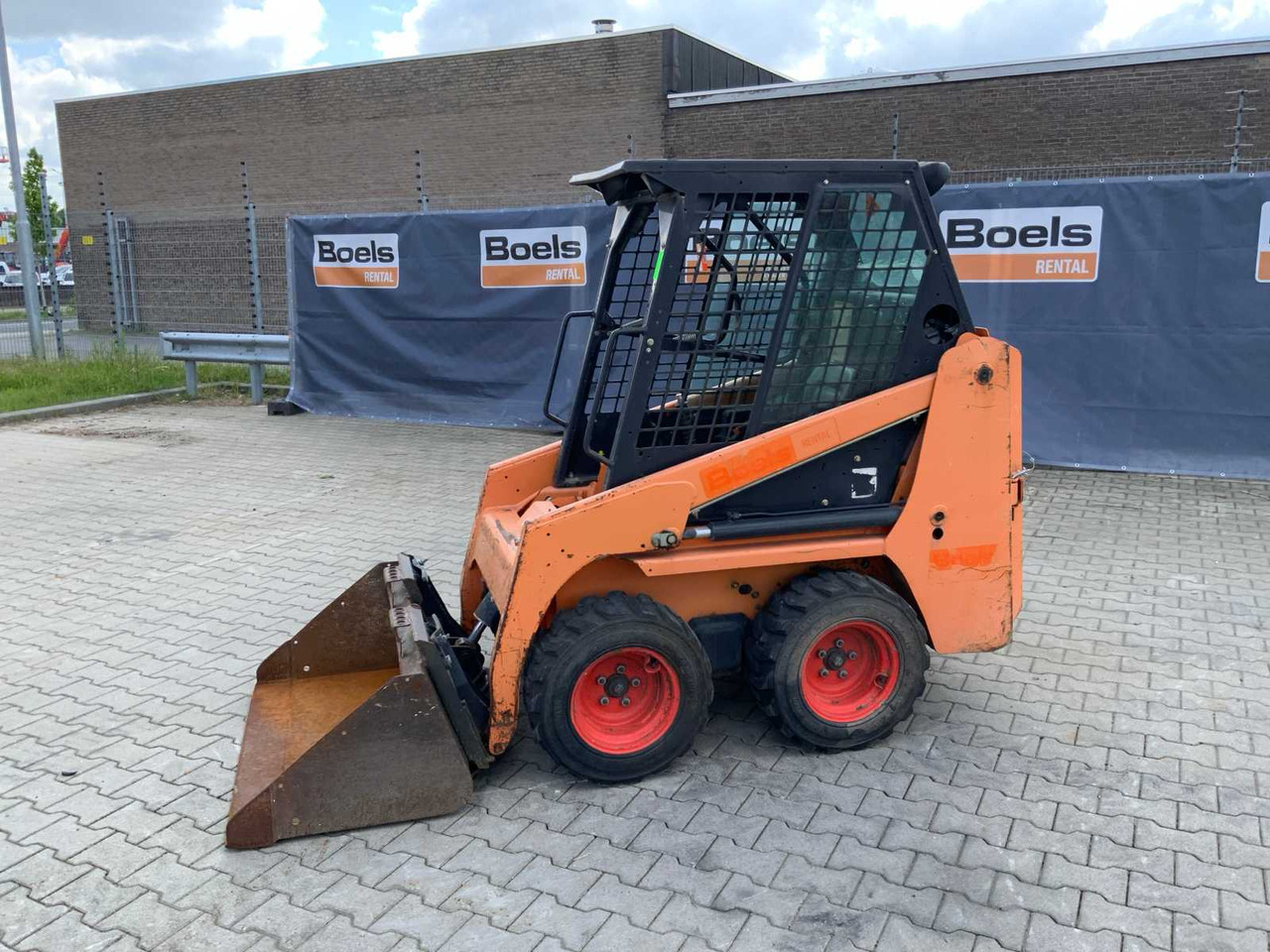 Bobcat S70 - Wheel loader: picture 2 Bobcat S70 - Wheel loader: picture 2