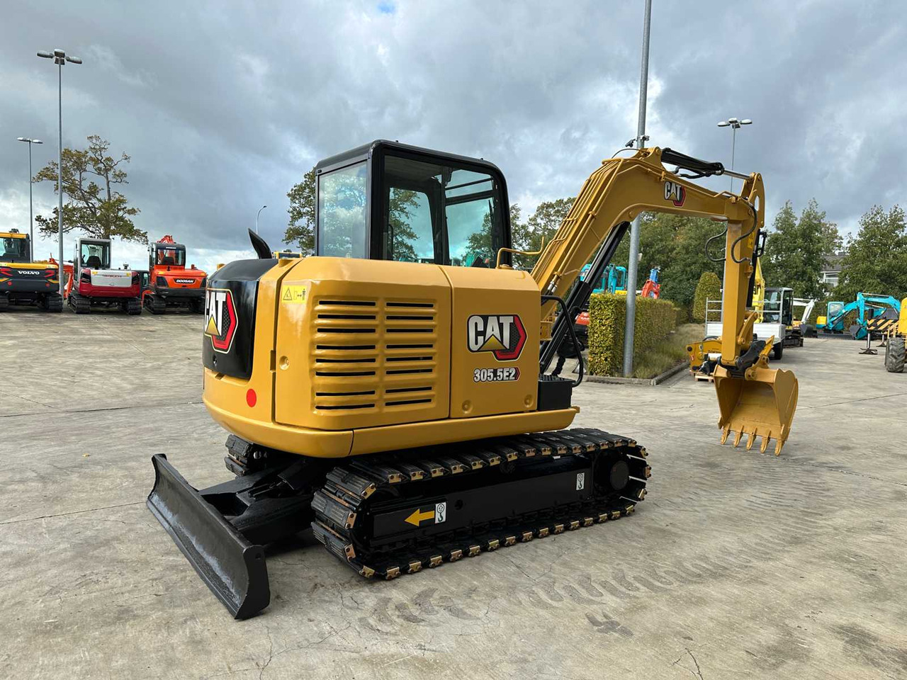 CATERPILLAR - 2017 - 305.5E2 - MINI EXCAVATOR - Mini excavator: picture 4 CATERPILLAR - 2017 - 305.5E2 - MINI EXCAVATOR - Mini excavator: picture 4