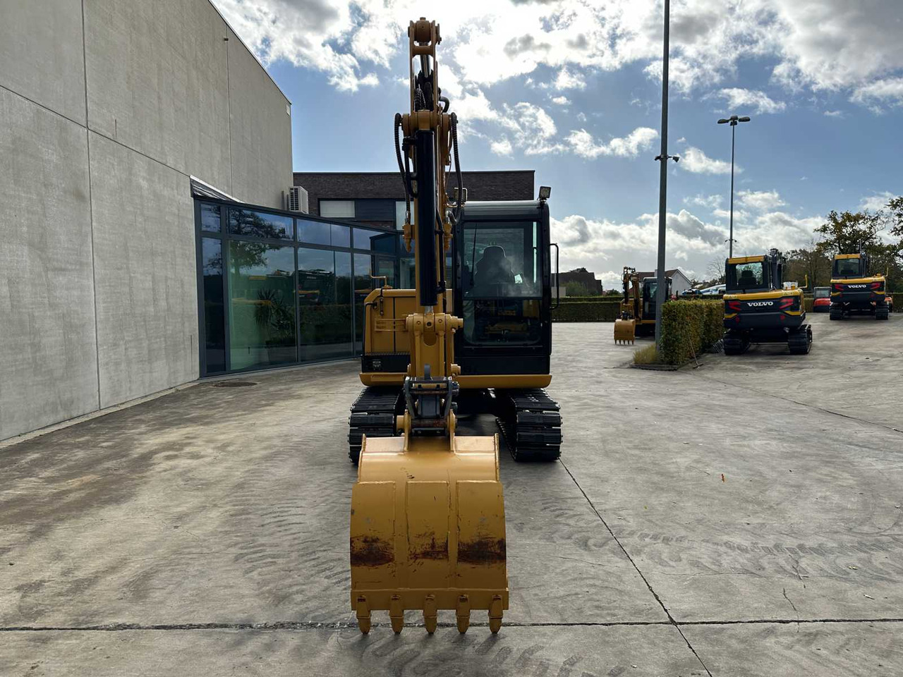 CATERPILLAR - 2017 - 305.5E2 - MINI EXCAVATOR - Mini excavator: picture 2 CATERPILLAR - 2017 - 305.5E2 - MINI EXCAVATOR - Mini excavator: picture 2
