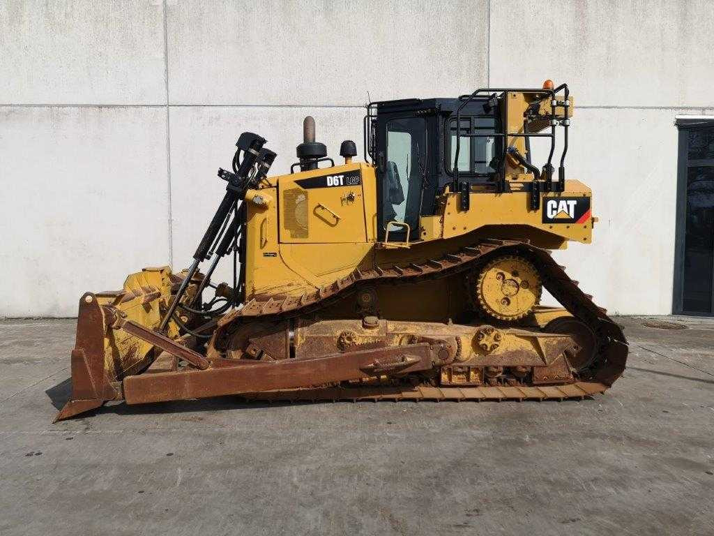 CATERPILLAR D6T LGP - Bulldozer: picture 1 CATERPILLAR D6T LGP - Bulldozer: picture 1