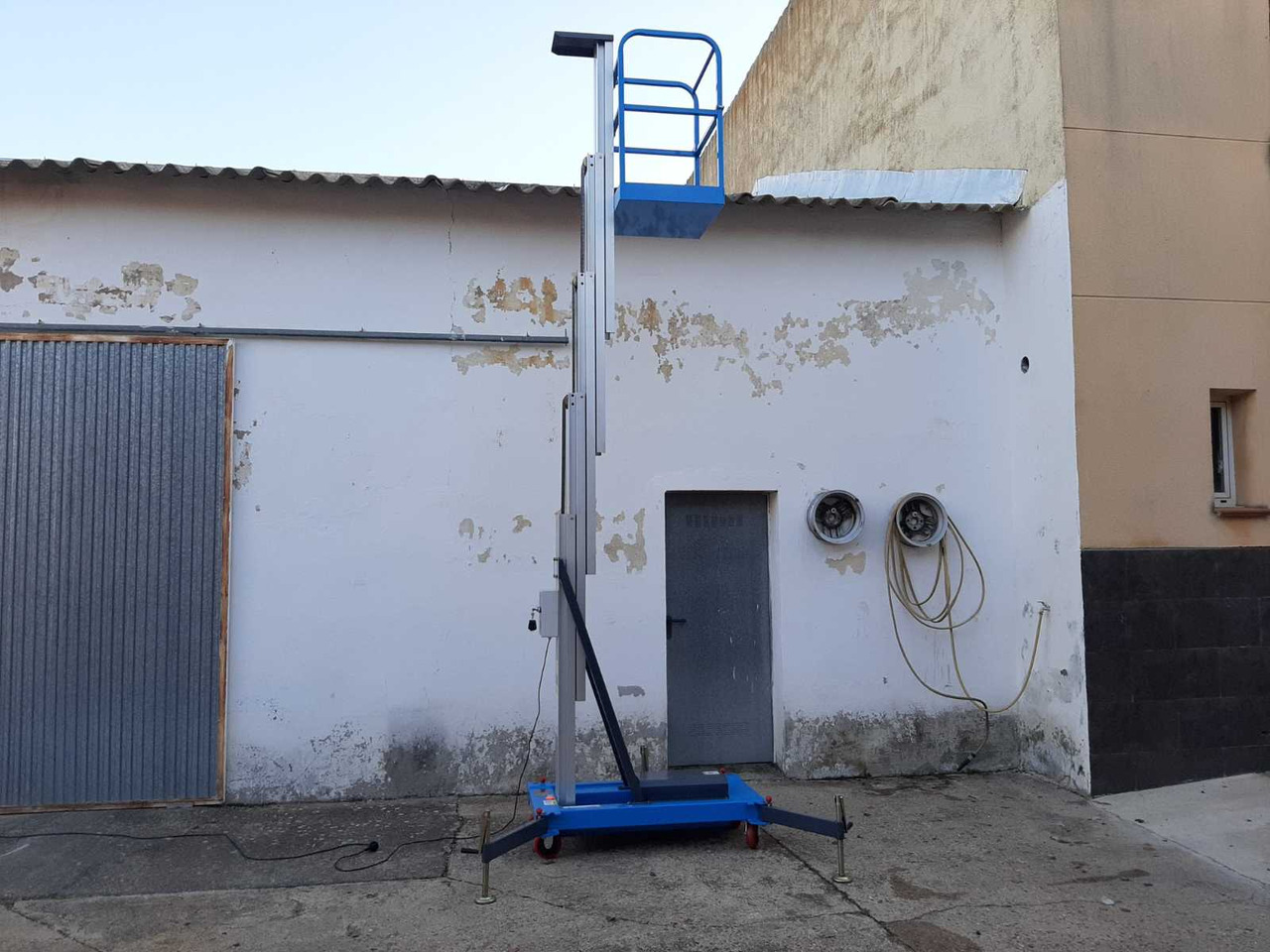 CFMG - Aerial platform: picture 1 CFMG - Aerial platform: picture 1