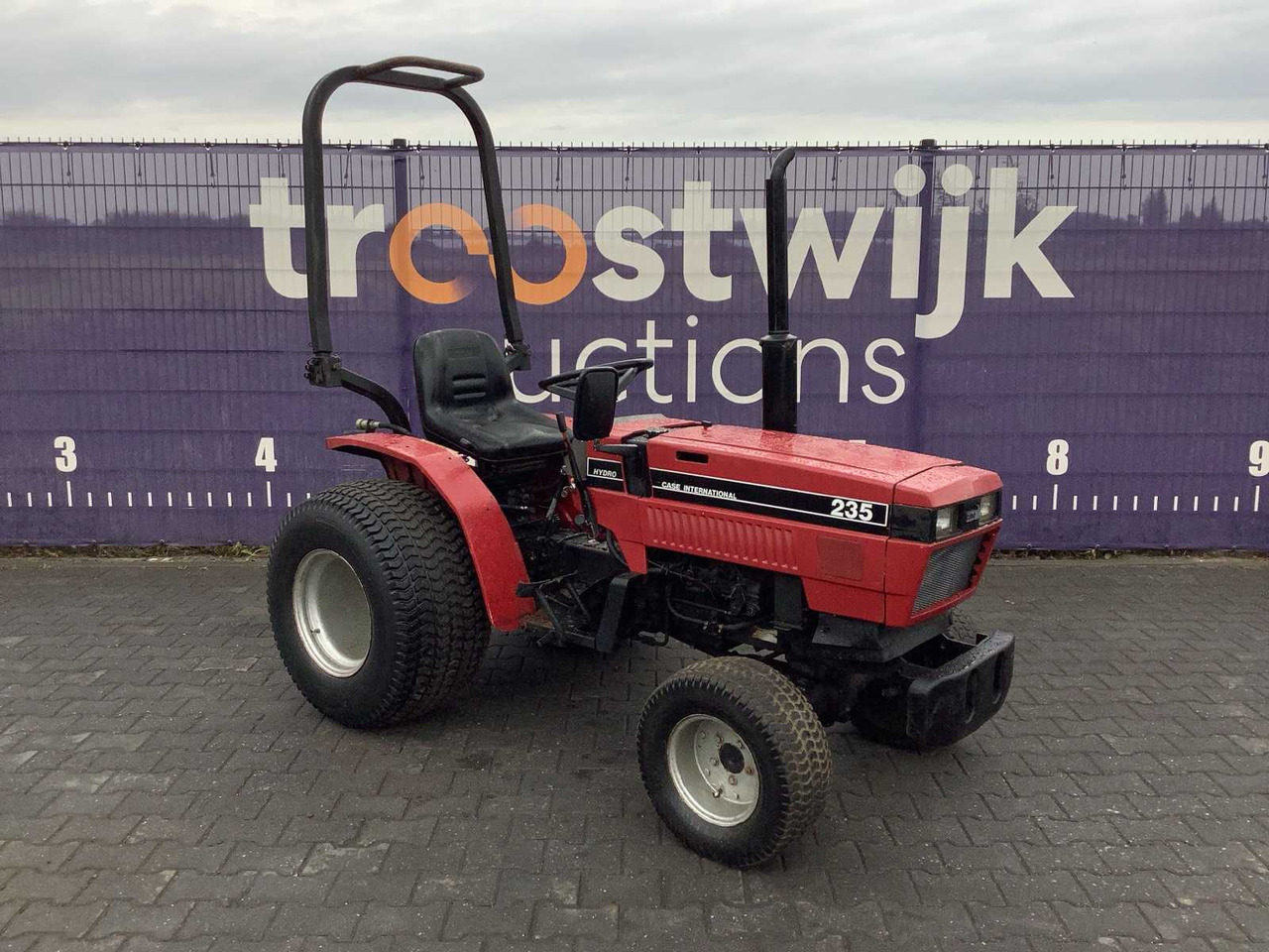 Case IH 235 - Compact tractor: picture 2 Case IH 235 - Compact tractor: picture 2