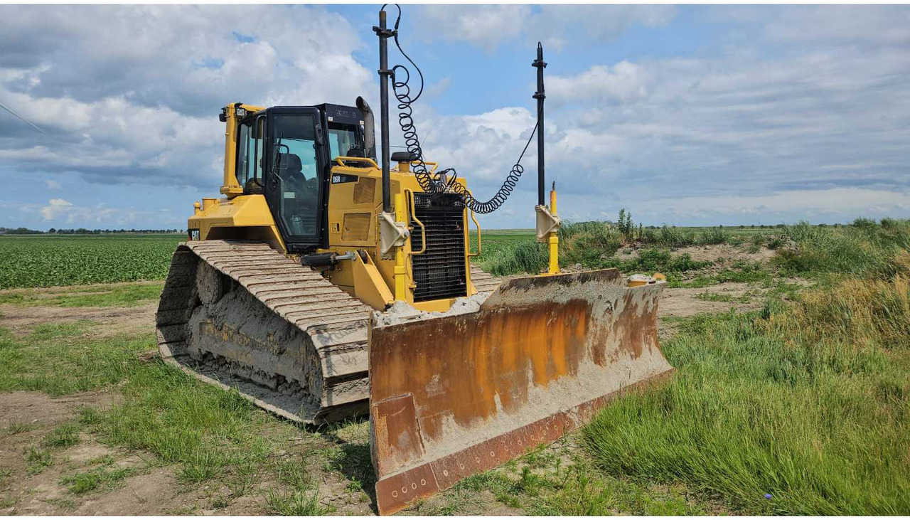 Caterpillar D6N - Bulldozer: picture 2 Caterpillar D6N - Bulldozer: picture 2