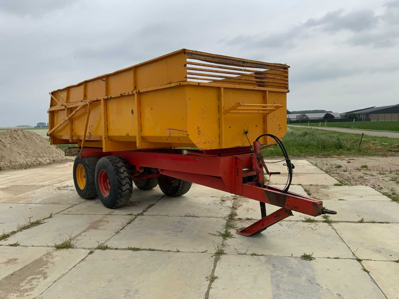 Cebeco CT120 - Farm tipping trailer/ Dumper: picture 3 Cebeco CT120 - Farm tipping trailer/ Dumper: picture 3