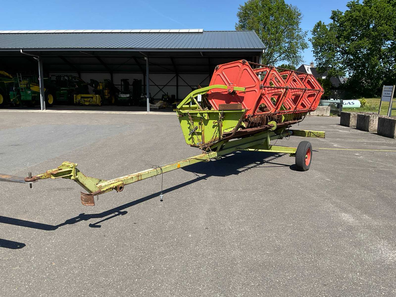 Claas 400 - Combine harvester: picture 2 Claas 400 - Combine harvester: picture 2