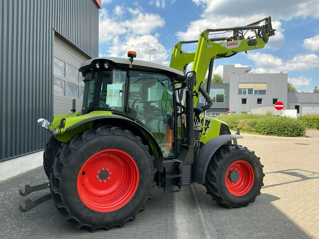 Claas 420 arion - Farm tractor: picture 5 Claas 420 arion - Farm tractor: picture 5