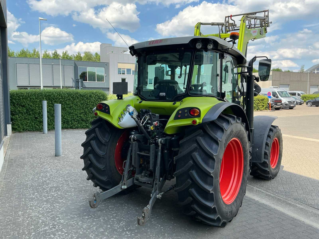 Claas 420 arion - Farm tractor: picture 4 Claas 420 arion - Farm tractor: picture 4