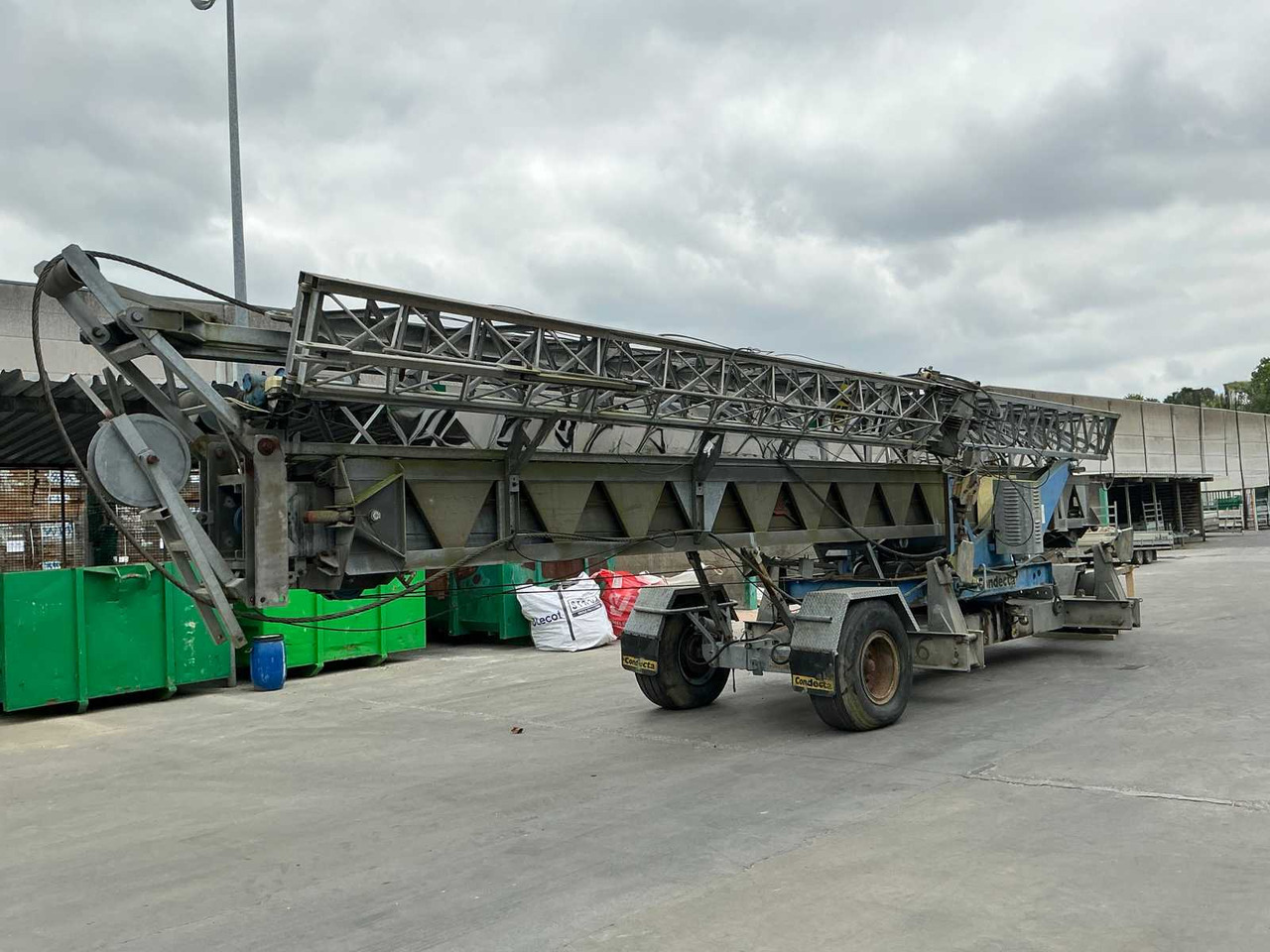 Condecta EURO 3010/20 - Self-erecting tower crane: picture 1 Condecta EURO 3010/20 - Self-erecting tower crane: picture 1