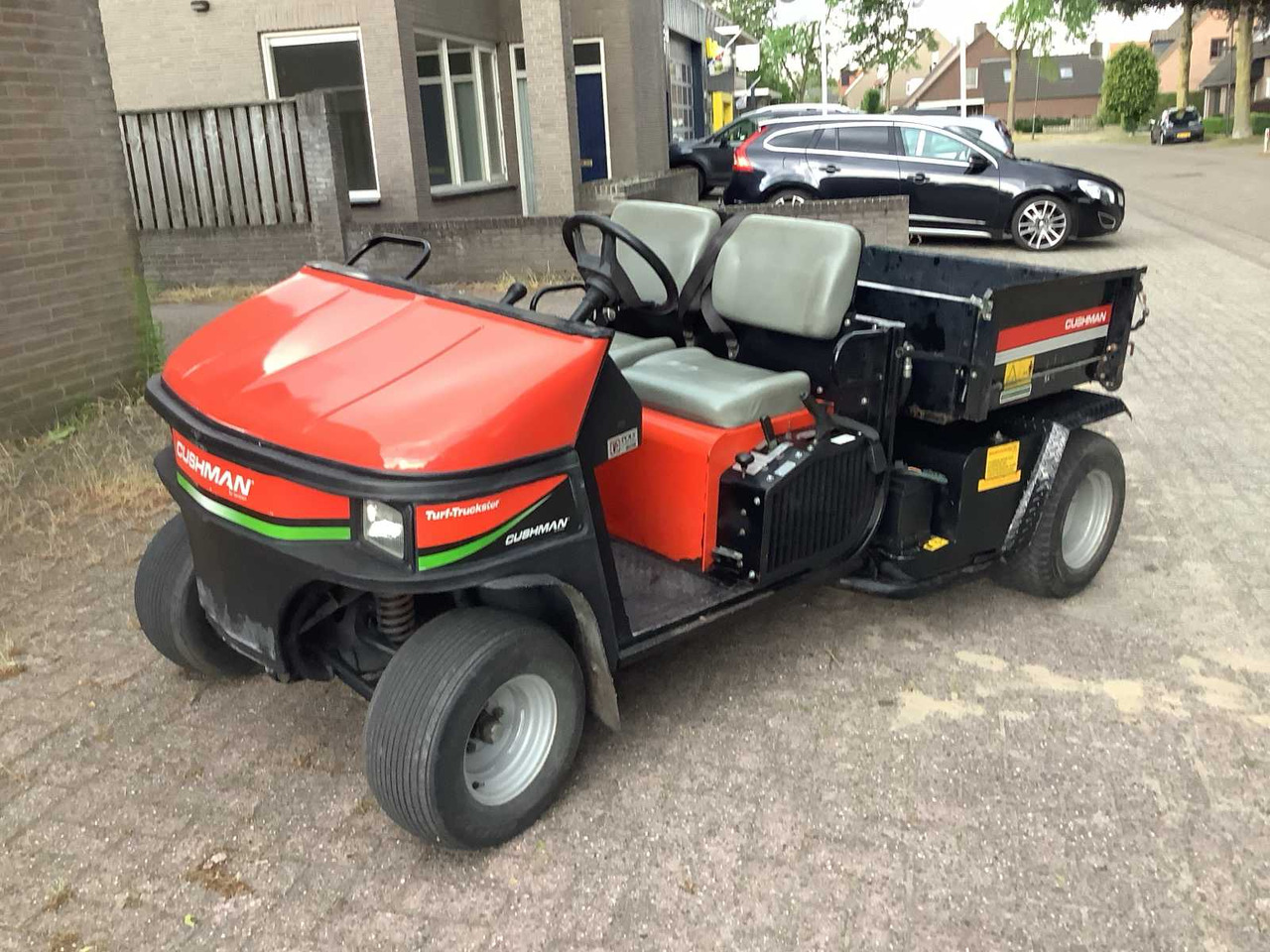 Cushman Turf truckstelsel - Dumper: picture 1 Cushman Turf truckstelsel - Dumper: picture 1
