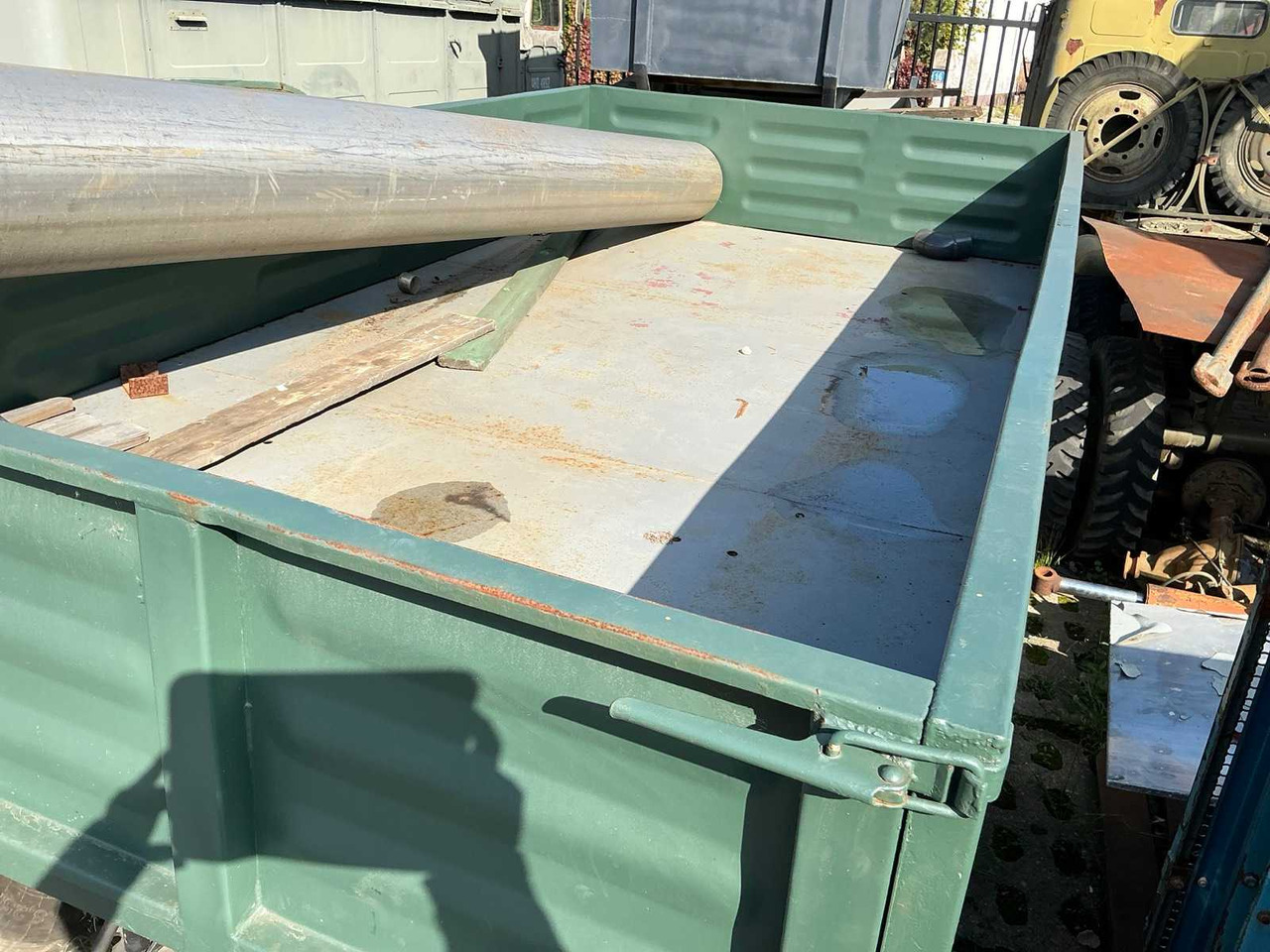 D44 - Farm trailer: picture 5 D44 - Farm trailer: picture 5