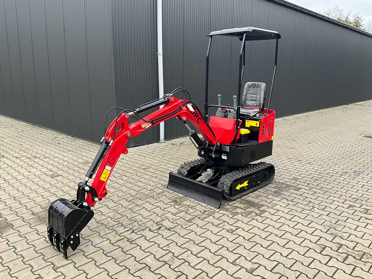 DPC HT10H - Mini excavator: picture 2 DPC HT10H - Mini excavator: picture 2