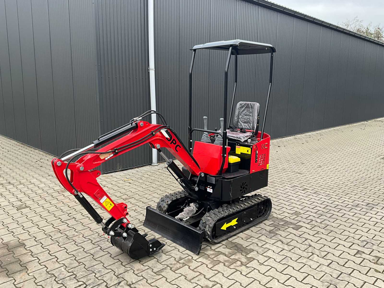 DPC HT10H - Mini excavator: picture 3 DPC HT10H - Mini excavator: picture 3