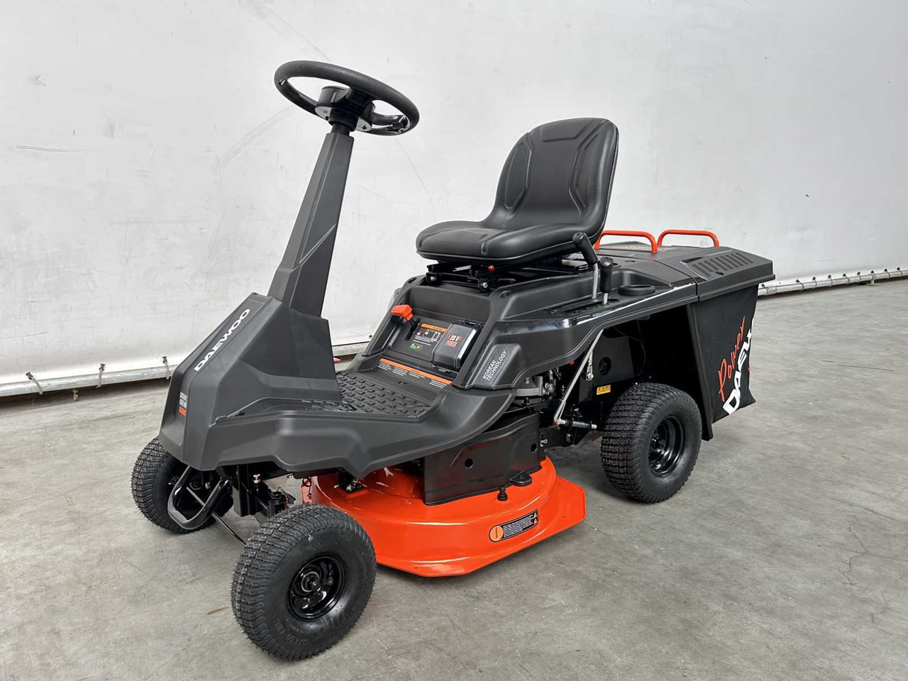 Daewoo DAXRM224 - Garden mower: picture 4 Daewoo DAXRM224 - Garden mower: picture 4