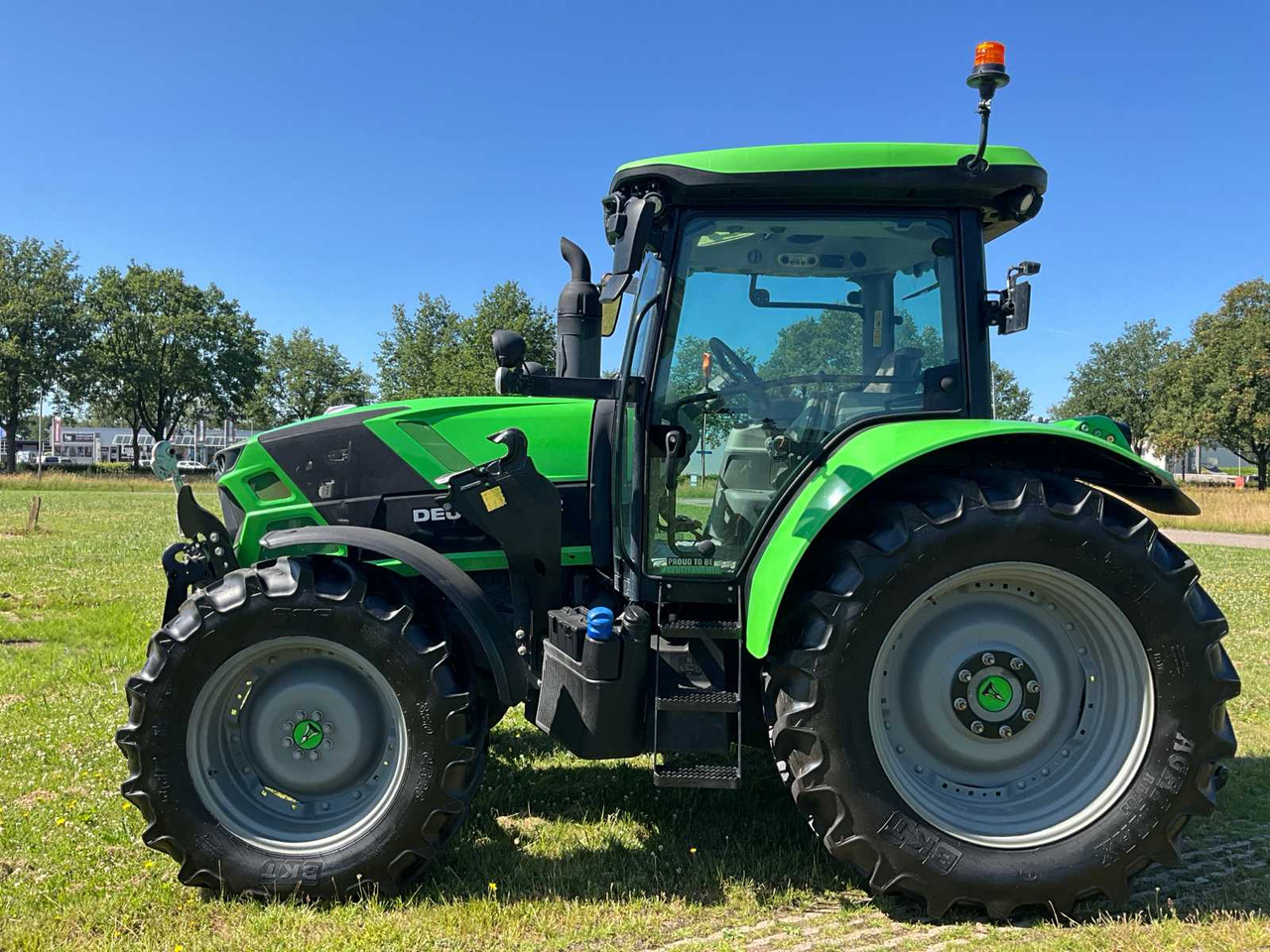 Deutz-fahr 6125 C TTV - Farm tractor: picture 5 Deutz-fahr 6125 C TTV - Farm tractor: picture 5