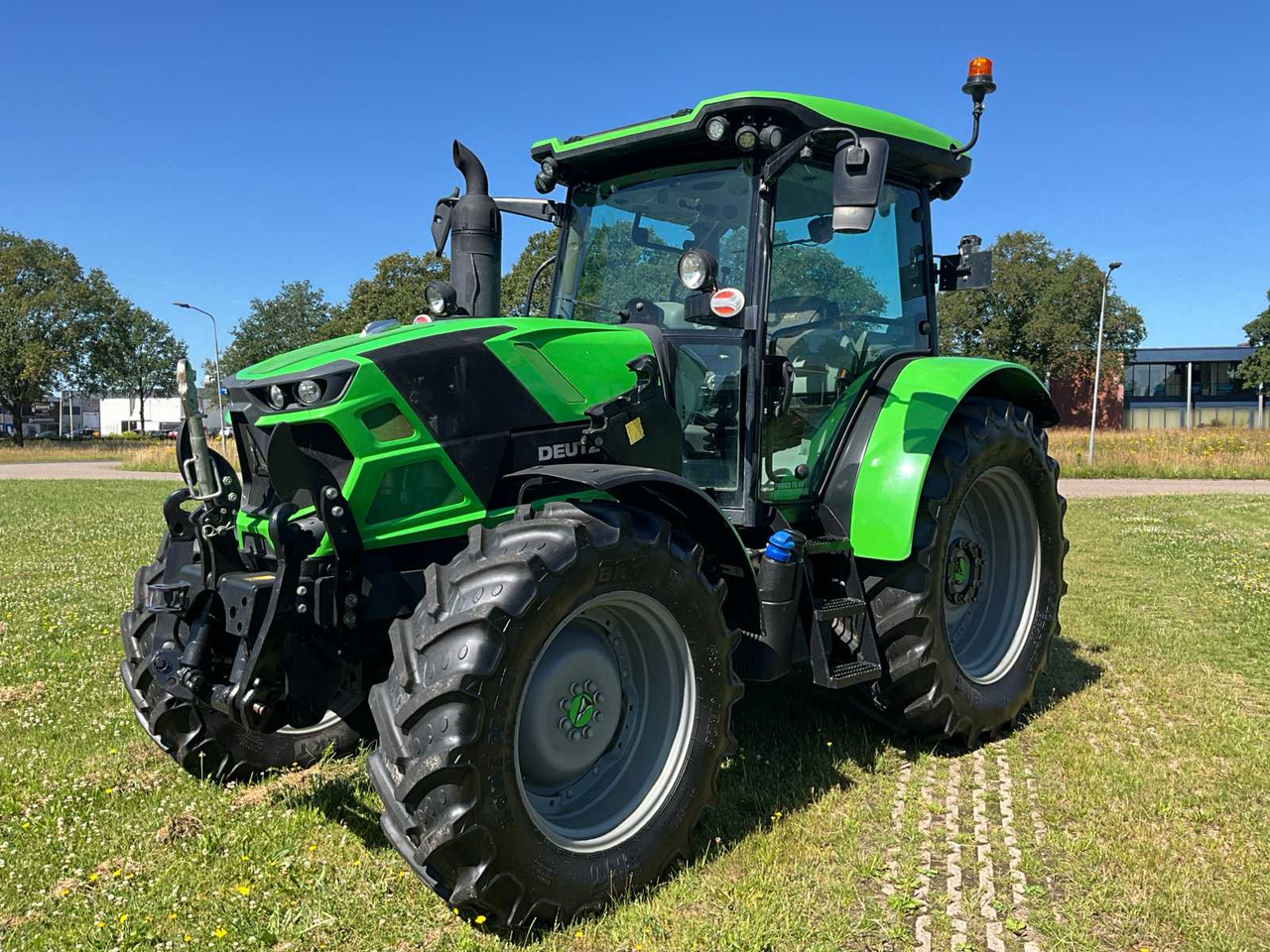 Deutz-fahr 6125 C TTV - Farm tractor: picture 2 Deutz-fahr 6125 C TTV - Farm tractor: picture 2