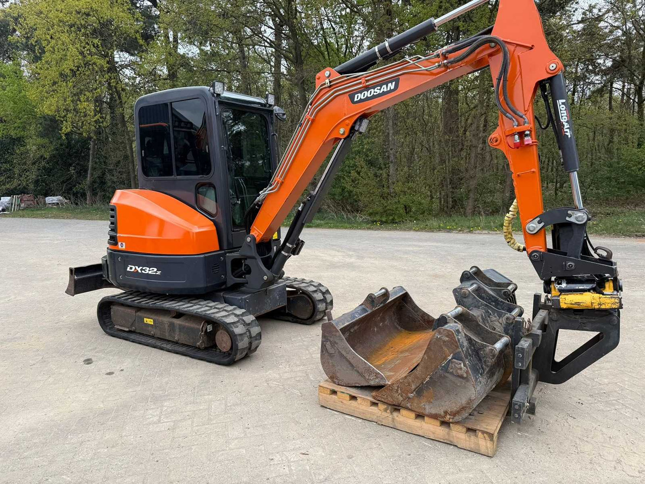 Doosan DX32Z - Crawler excavator: picture 1 Doosan DX32Z - Crawler excavator: picture 1