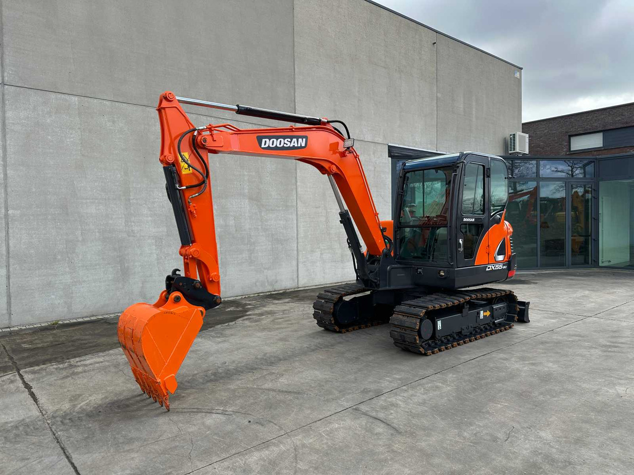 Doosan DX55-9C - Crawler excavator: picture 1 Doosan DX55-9C - Crawler excavator: picture 1