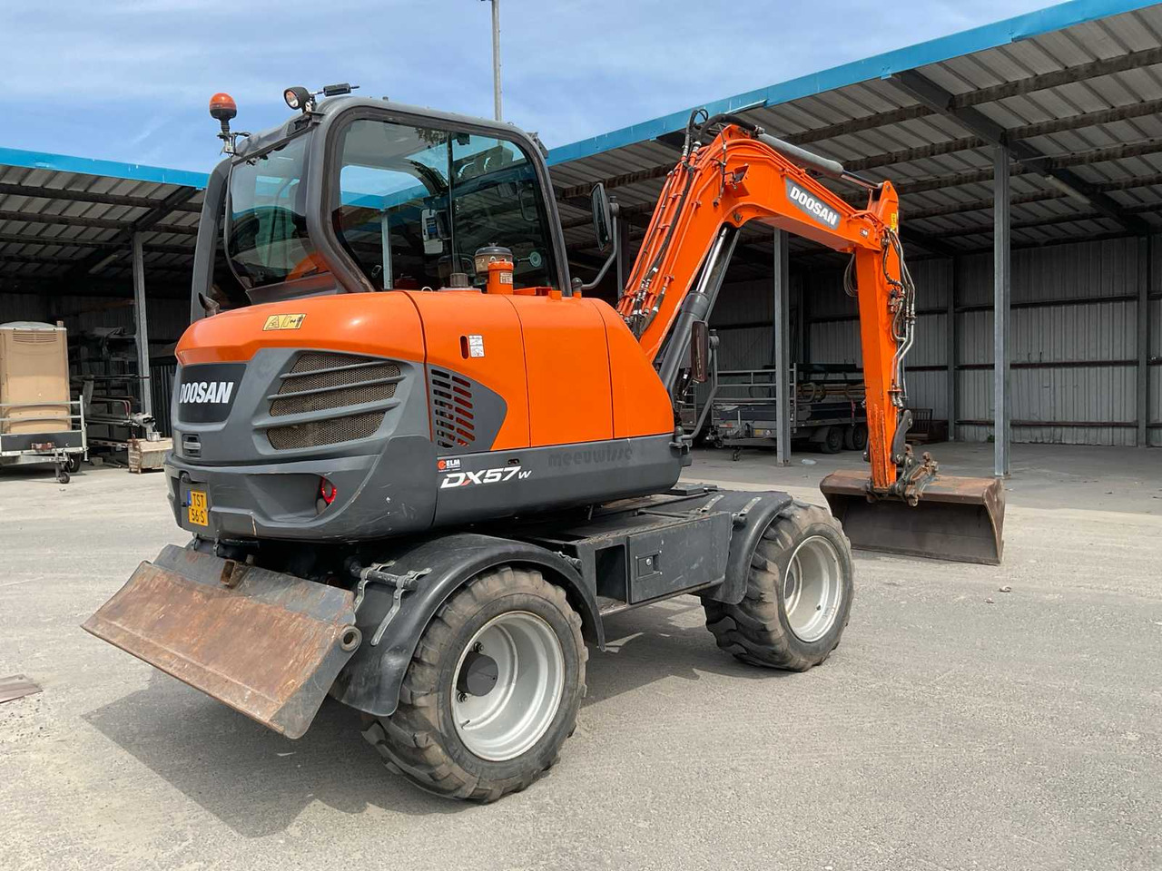 Doosan DX57w - Mobile crane: picture 4 Doosan DX57w - Mobile crane: picture 4